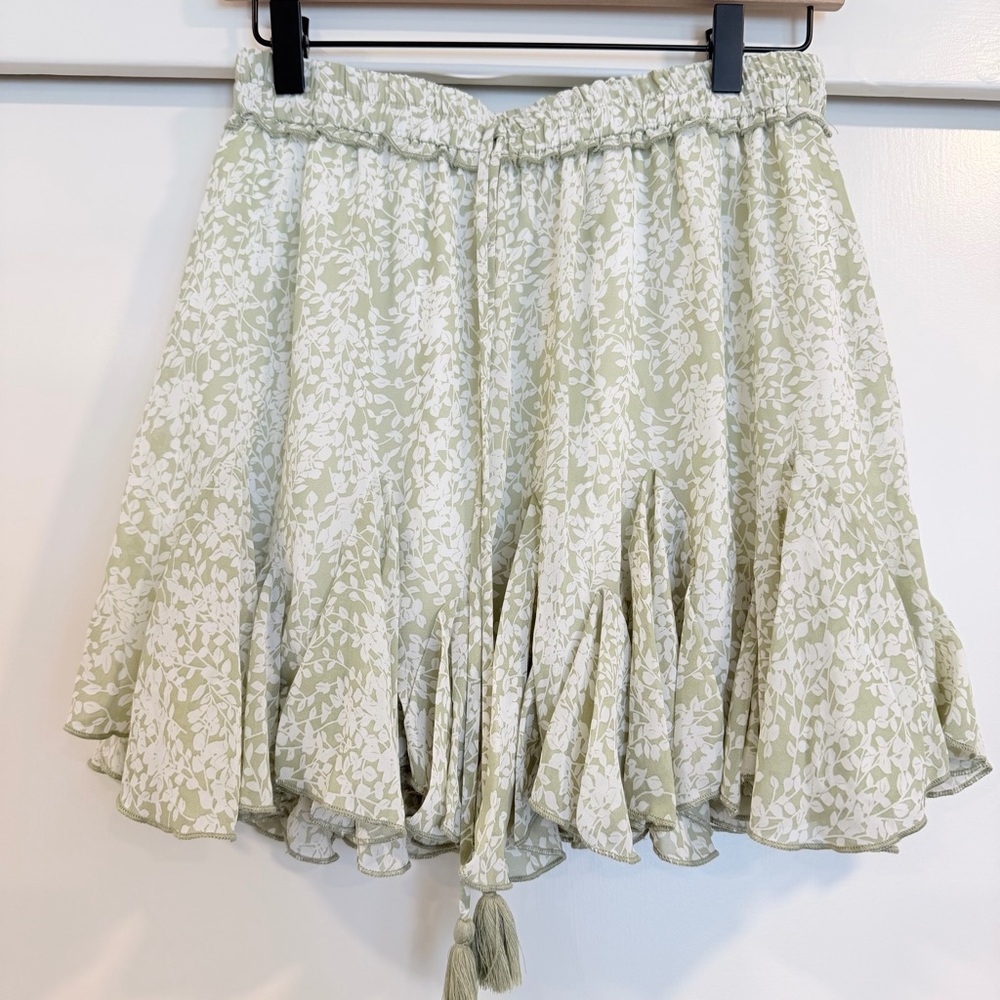 Aakaa Leafy Green‎ and Cream Skater Skirt